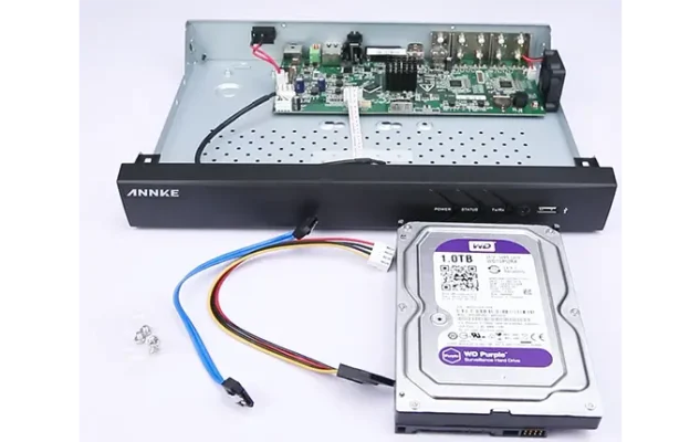 آموزش نصب هارد در DVR و NVR